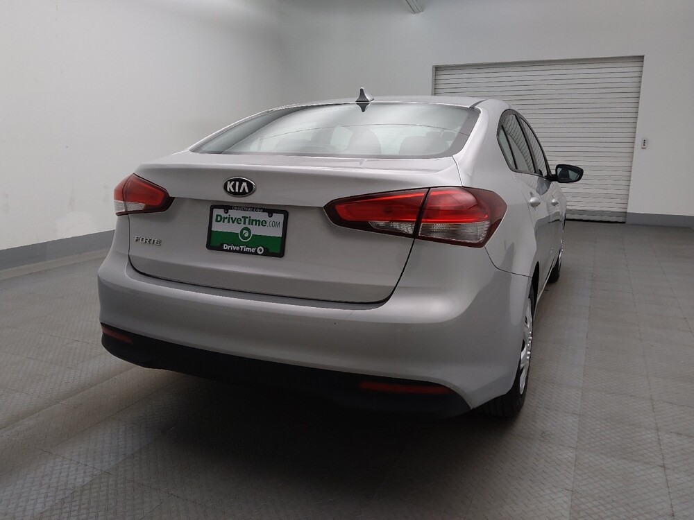 2017 Kia Forte in Albuquerque, NM 87113 - 18137618 7