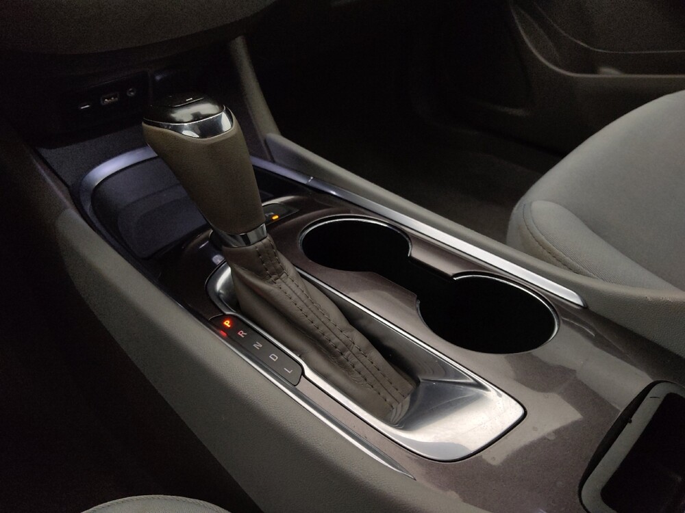 2020 Chevrolet Malibu in Independence, MO 64055 - 18137621 26