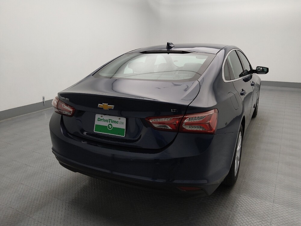 2020 Chevrolet Malibu in Independence, MO 64055 - 18137621 7