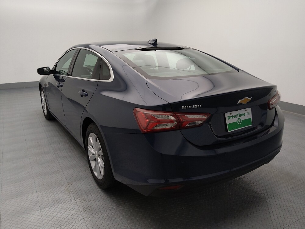 2020 Chevrolet Malibu in Independence, MO 64055 - 18137621 5