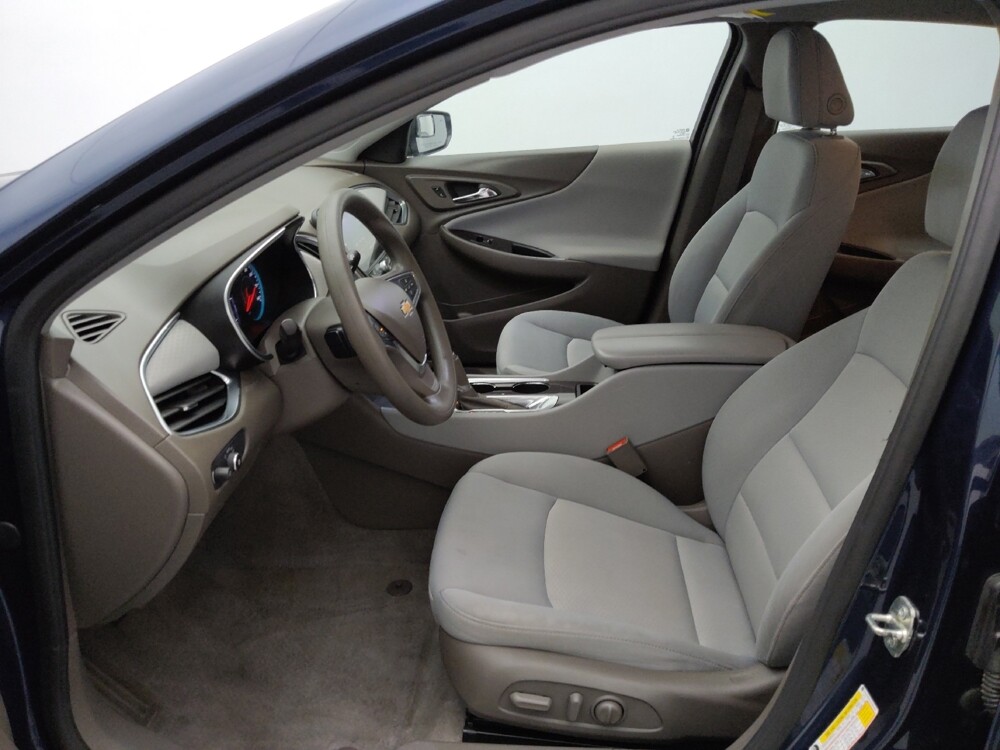 2020 Chevrolet Malibu in Independence, MO 64055 - 18137621 17