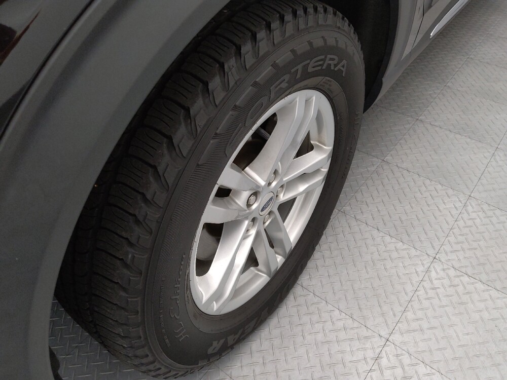 2020 Ford Explorer in Springfield, MO 65807 - 18137622 31