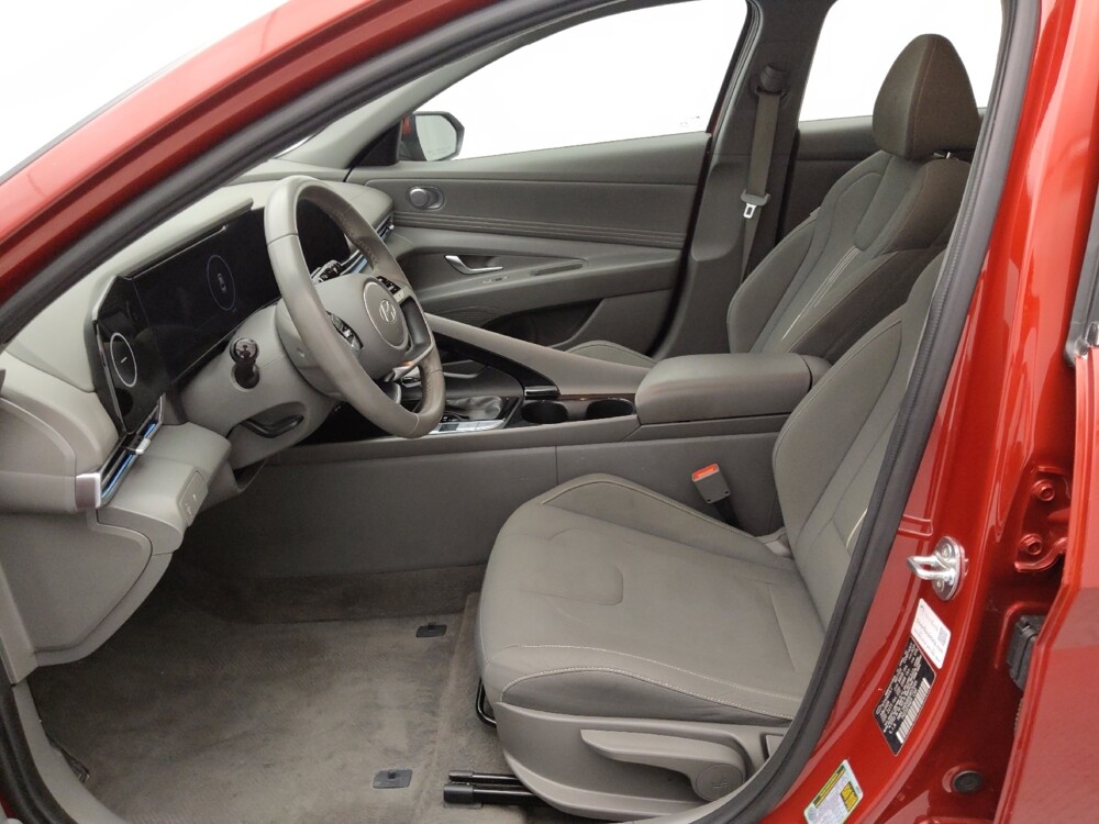 2024 Hyundai Elantra in Independence, MO 64055 - 18137623 17