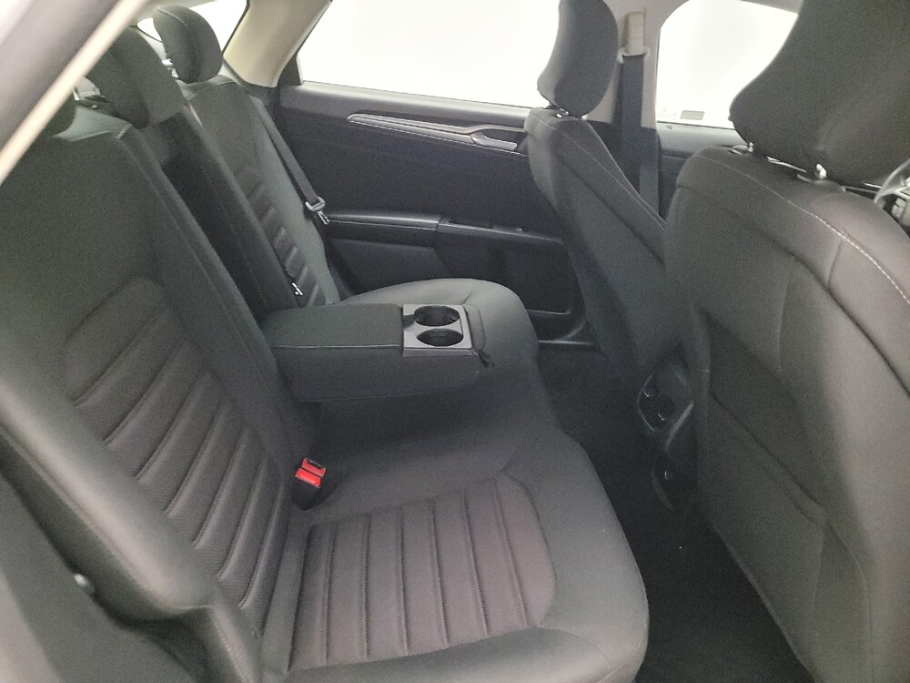 2018 Ford Fusion in Downey, CA 90241 - 18137626 19
