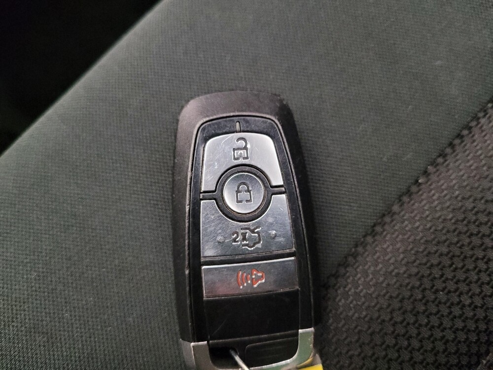 2018 Ford Fusion in Downey, CA 90241 - 18137626 32