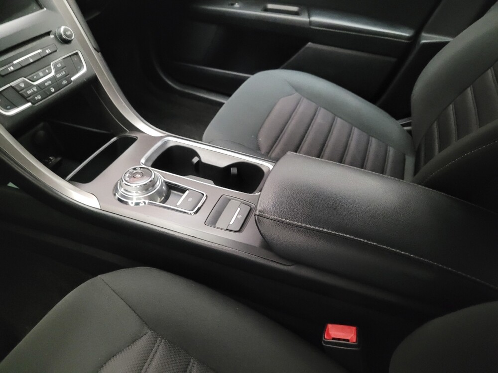 2018 Ford Fusion in Downey, CA 90241 - 18137626 26