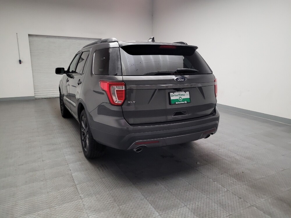 2017 Ford Explorer in Sacramento, CA 95821 - 18137629 6