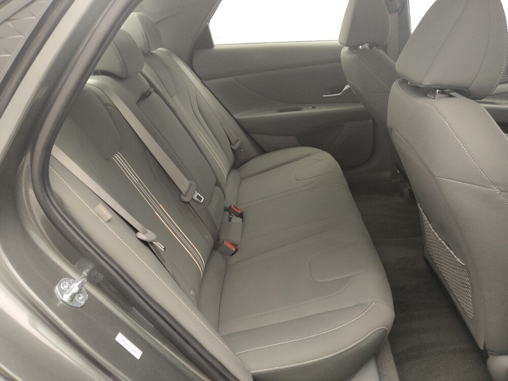 2025 Hyundai Elantra in Houston, TX 77034 - 18137632 19