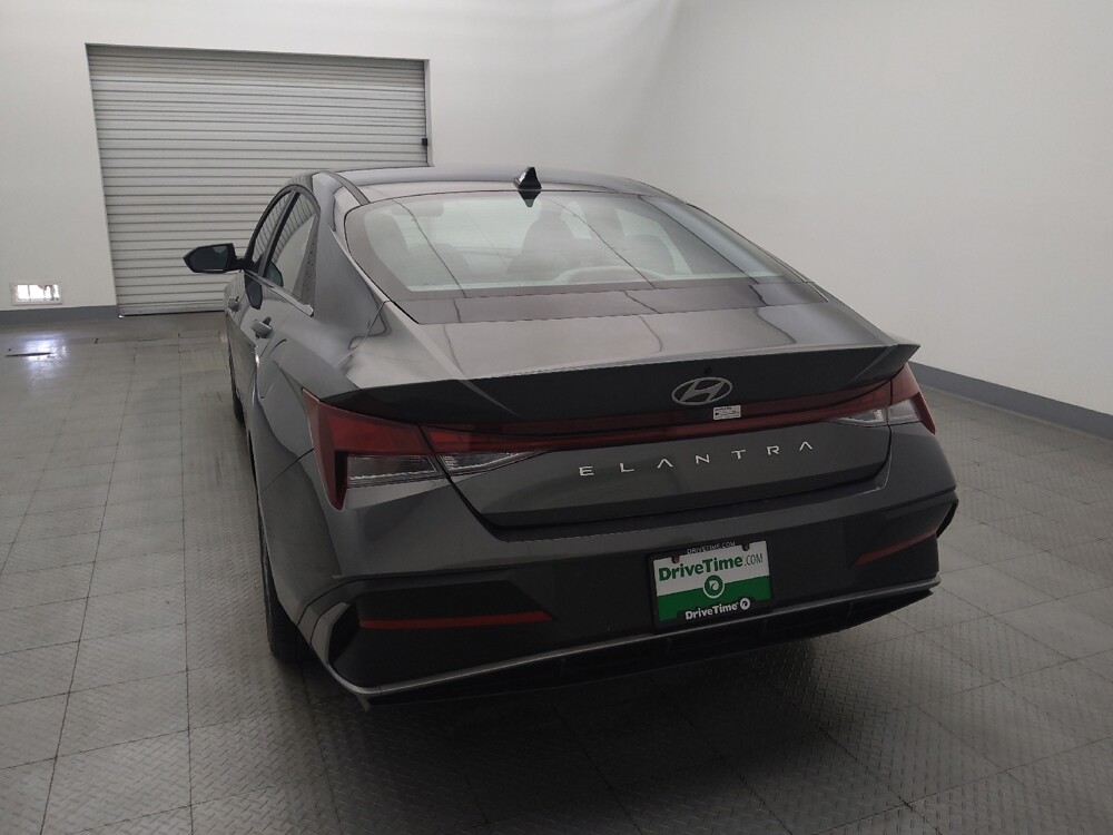 2025 Hyundai Elantra in Houston, TX 77034 - 18137632 6