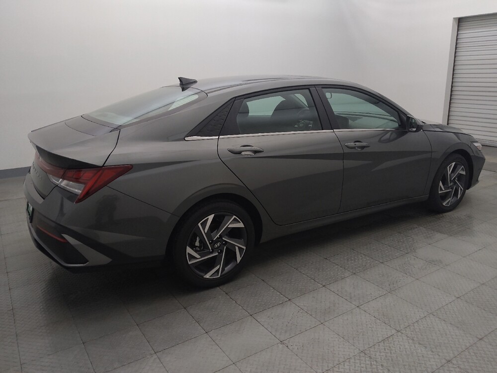 2025 Hyundai Elantra in Houston, TX 77034 - 18137632 10