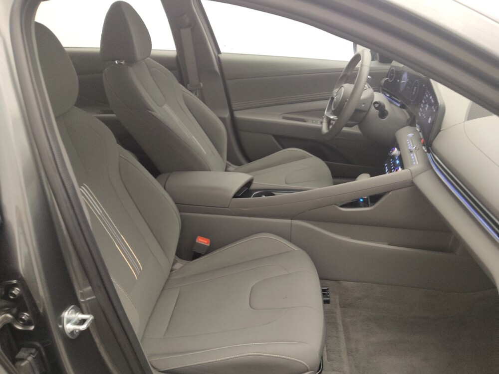 2025 Hyundai Elantra in Houston, TX 77034 - 18137632 21