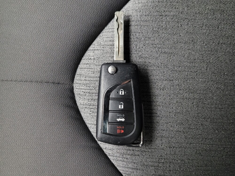 2023 Toyota Camry in Downey, CA 90241 - 18137649 32
