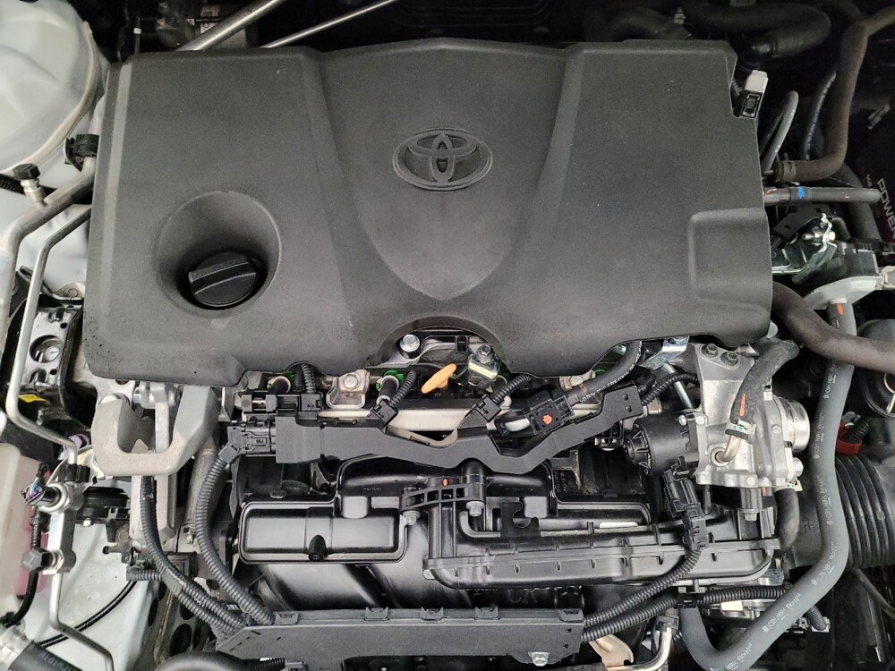 2023 Toyota Camry in Downey, CA 90241 - 18137649 30