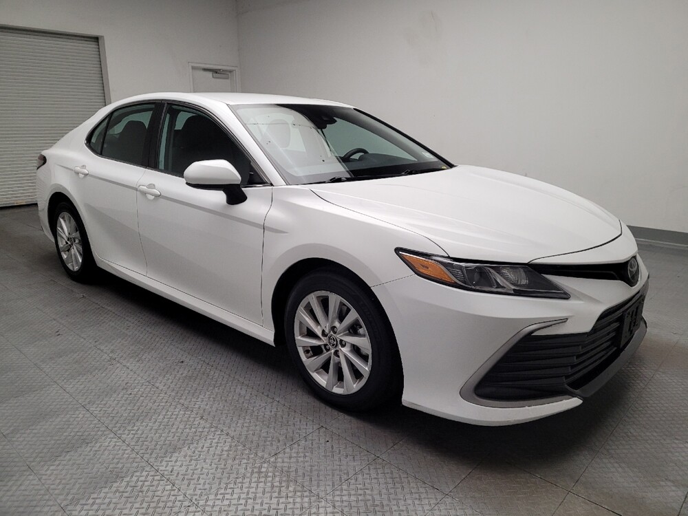 2023 Toyota Camry in Downey, CA 90241 - 18137649 11