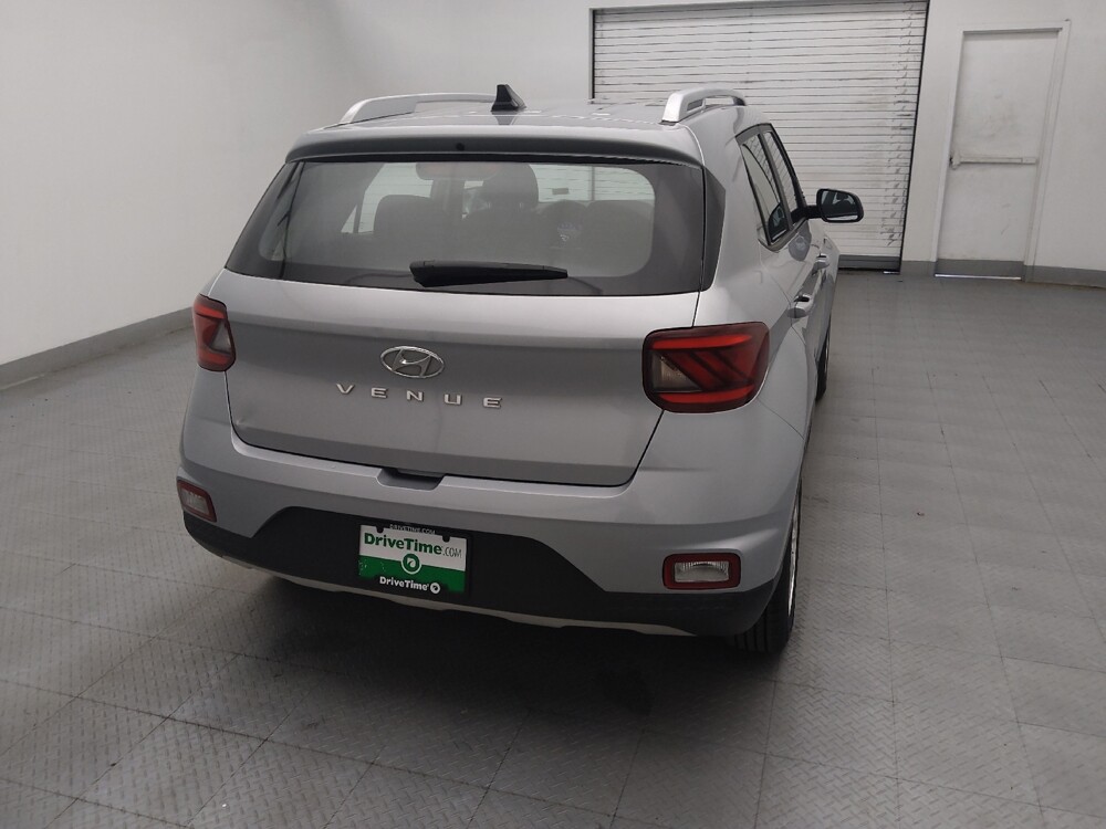 2020 Hyundai Venue in Greenville, SC 29607 - 18137652 7