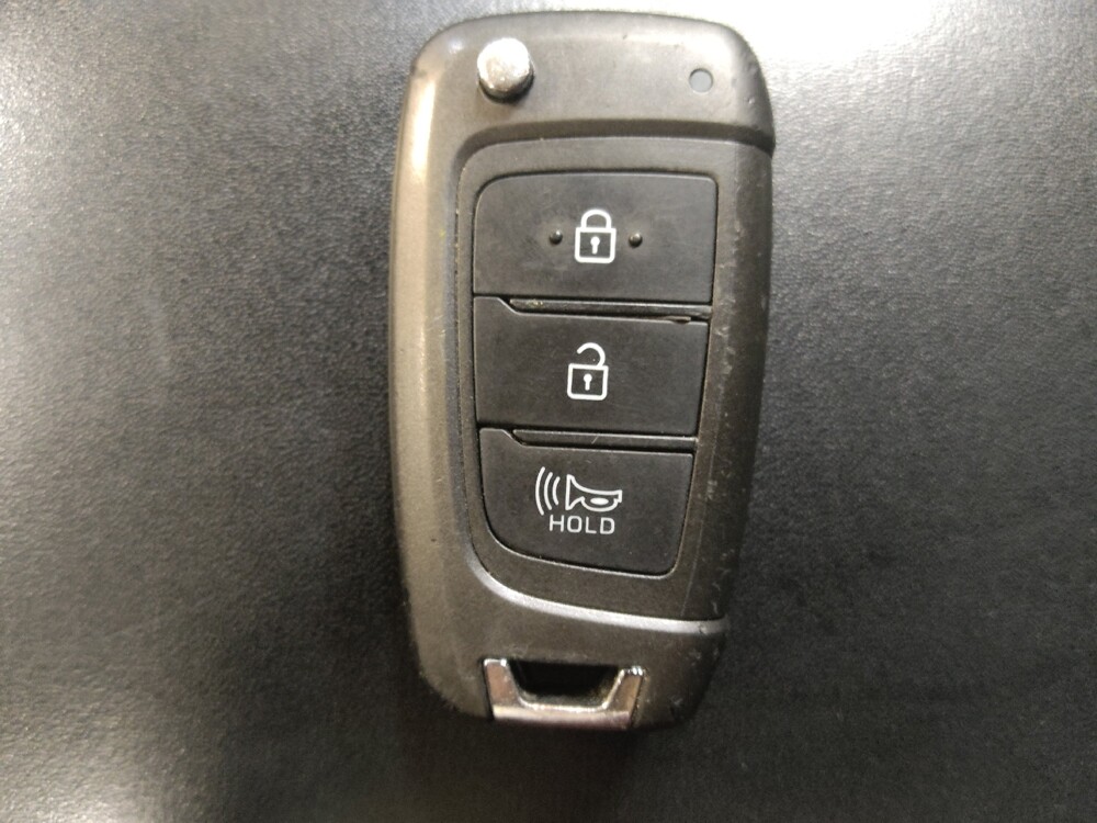 2020 Hyundai Venue in Greenville, SC 29607 - 18137652 32