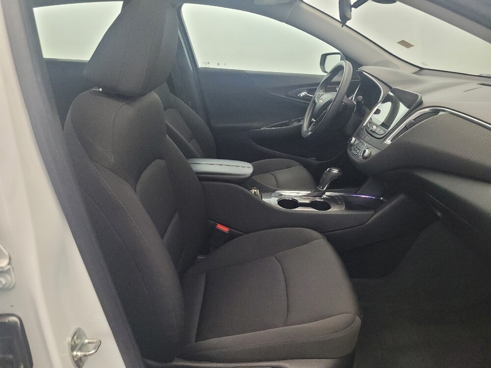 2019 Chevrolet Malibu in Richmond, VA 23235 - 18137659 21