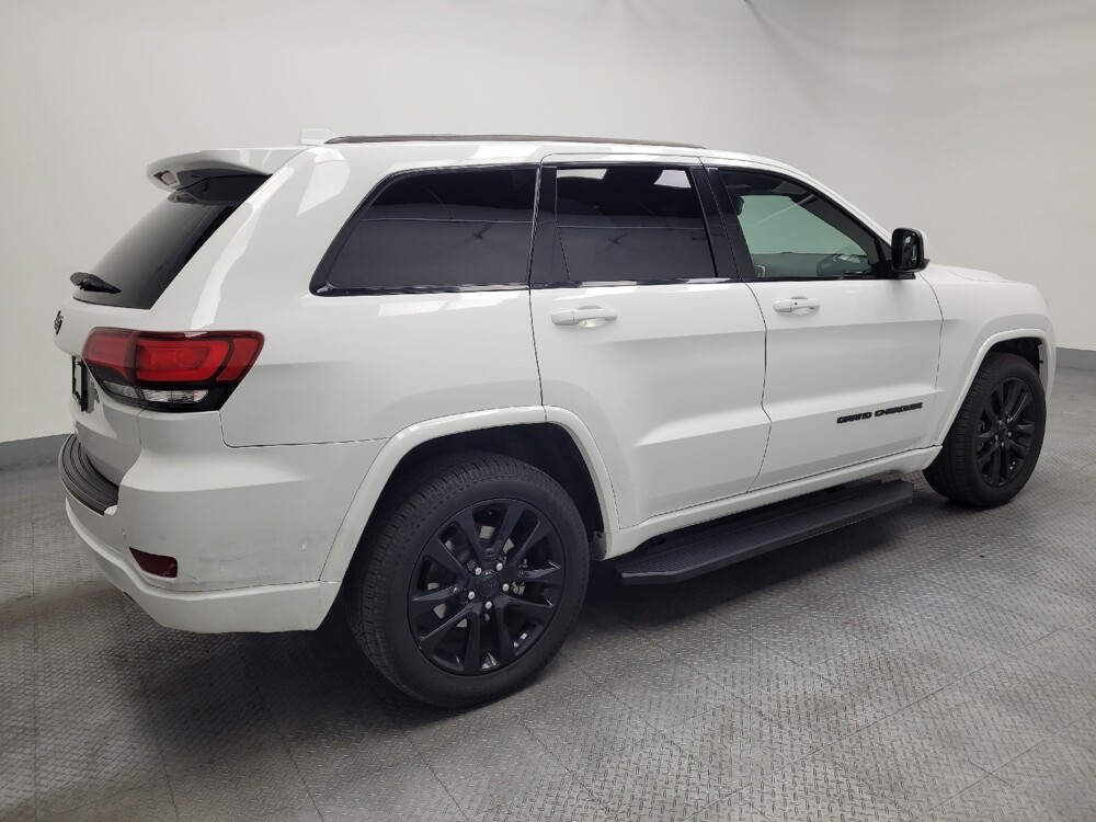 2018 Jeep Grand Cherokee in Las Vegas, NV 89104 - 18137662 10