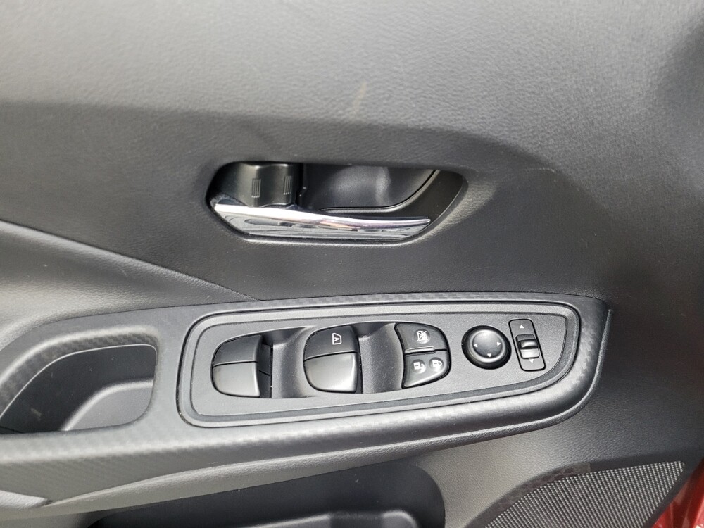 2025 Nissan Versa in Pittsburgh, PA 15236 - 18137670 27