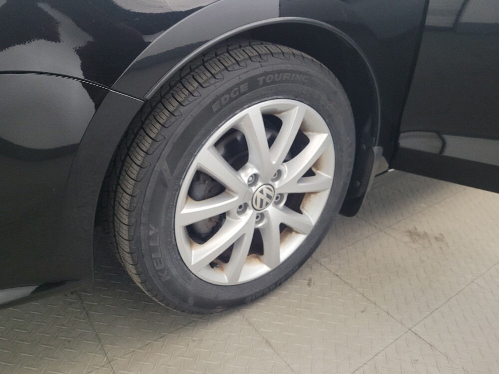 2017 Volkswagen Jetta in New Castle, DE 19720 - 18137679 31