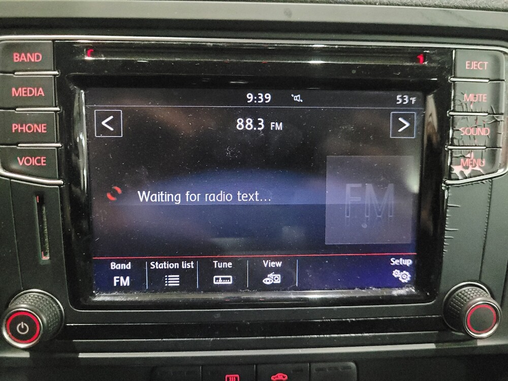 2017 Volkswagen Jetta in New Castle, DE 19720 - 18137679 25