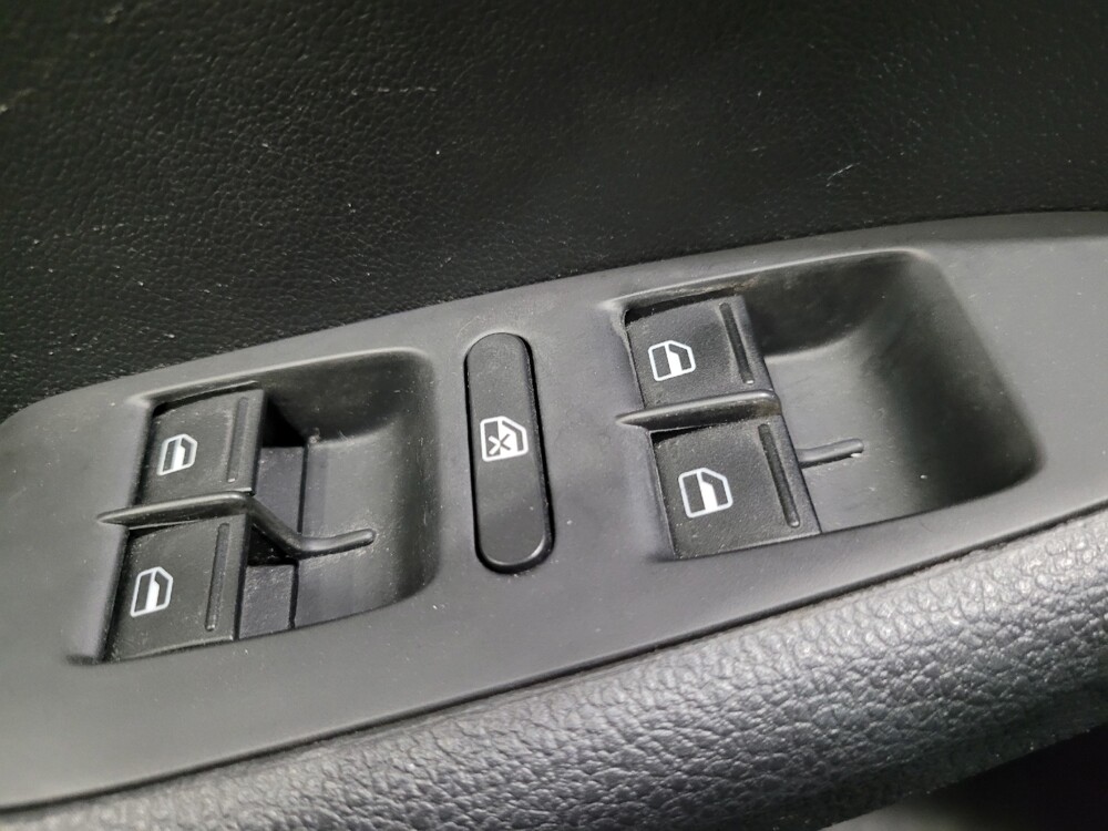 2017 Volkswagen Jetta in New Castle, DE 19720 - 18137679 27