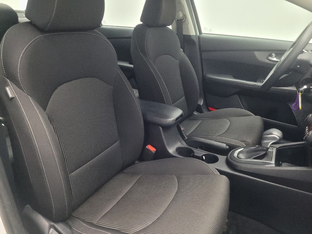 2019 Kia Forte in Marietta, GA 30062 - 18137681 21