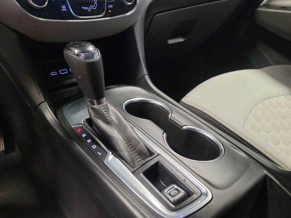 2021 Chevrolet Equinox in Phoenix, AZ 85022 - 18137685 26