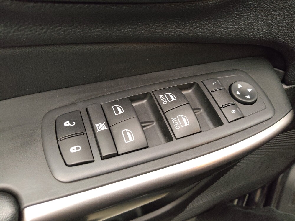 2020 Jeep Cherokee in Des Moines, IA 50310 - 18137690 27