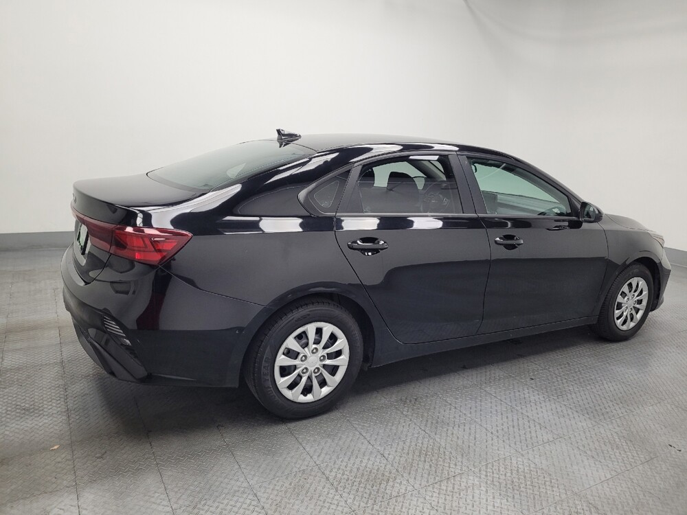 2023 Kia Forte in Las Vegas, NV 89102 - 18137696 10