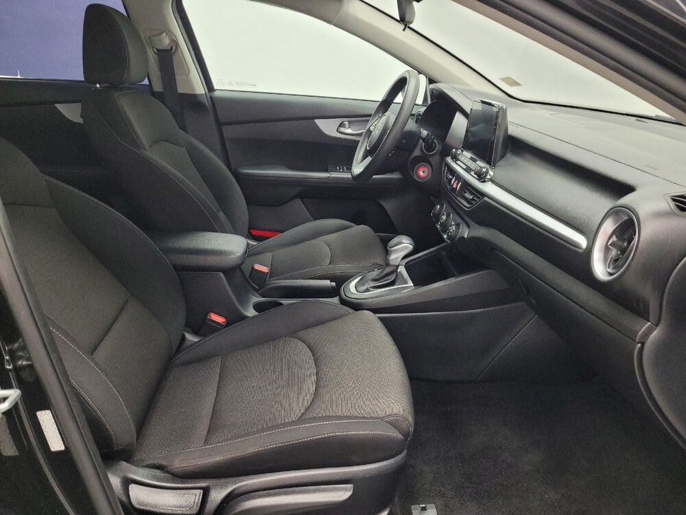 2023 Kia Forte in Las Vegas, NV 89102 - 18137696 21