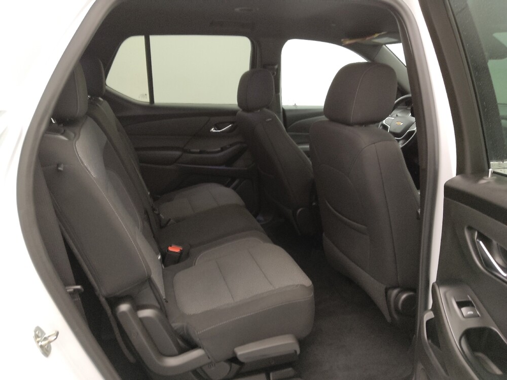 2022 Chevrolet Traverse in Springfield, MO 65807 - 18137701 19