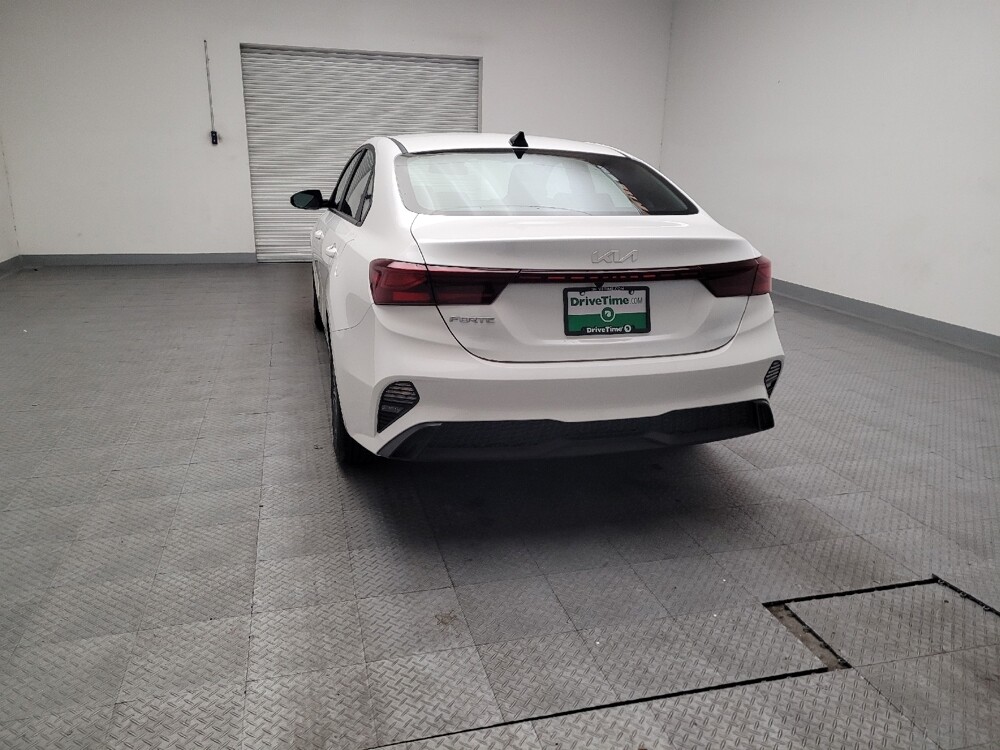 2024 Kia Forte in Montclair, CA 91763 - 18137705 6
