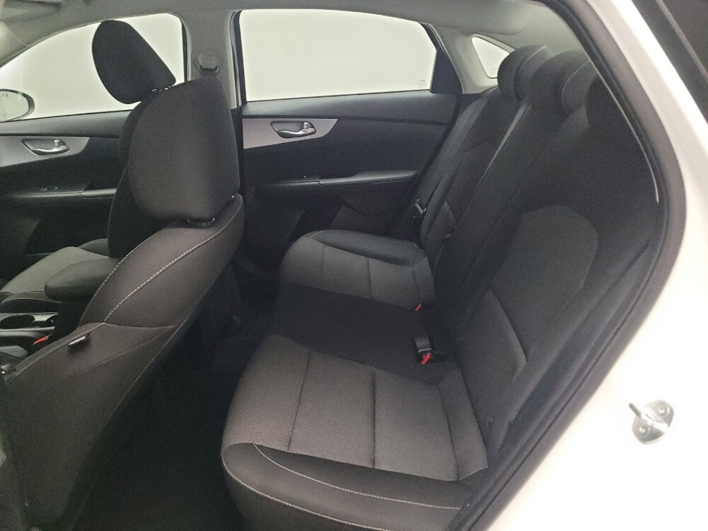 2024 Kia Forte in Montclair, CA 91763 - 18137705 18