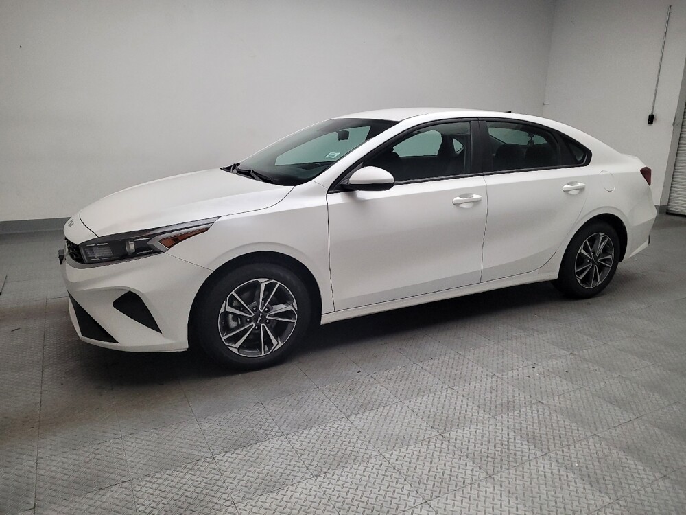 2024 Kia Forte in Montclair, CA 91763 - 18137705 2