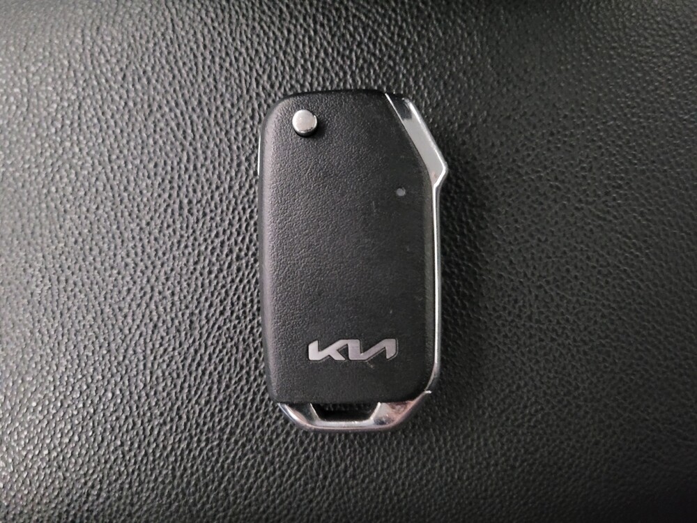 2024 Kia Forte in Montclair, CA 91763 - 18137705 32
