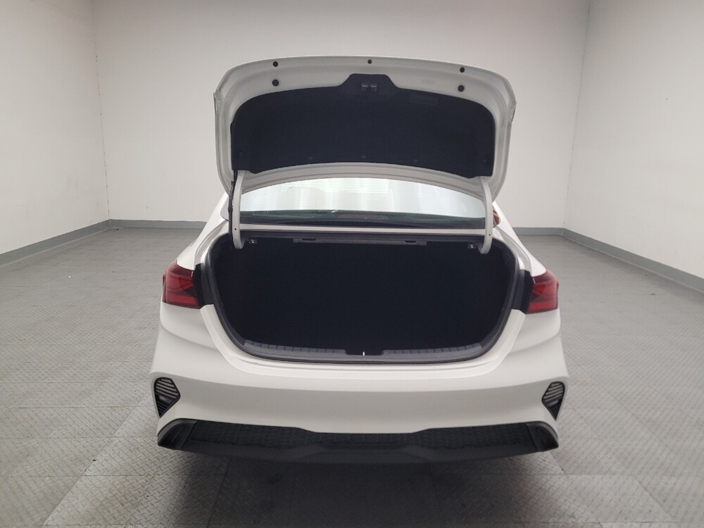 2024 Kia Forte in Montclair, CA 91763 - 18137705 29