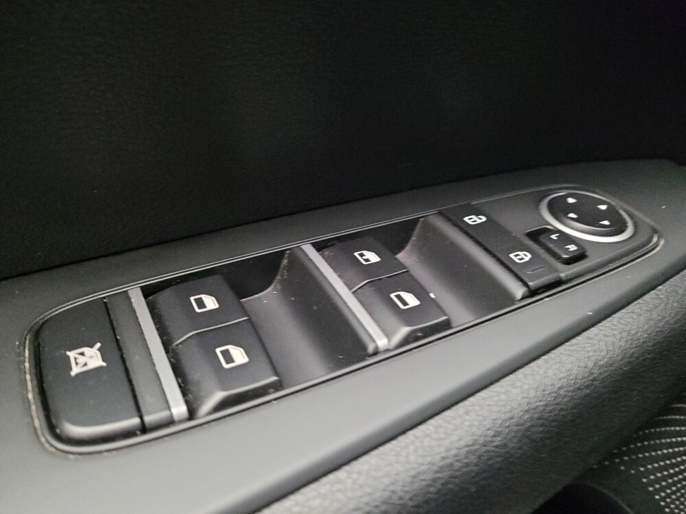 2024 Kia Forte in Montclair, CA 91763 - 18137705 27