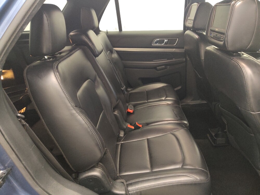 2019 Ford Explorer in Houston, TX 77074 - 18137709 19