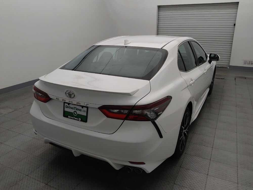 2021 Toyota Camry in Houston, TX 77060 - 18137712 7