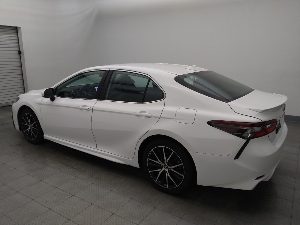 2021 Toyota Camry in Houston, TX 77060 - 18137712 3