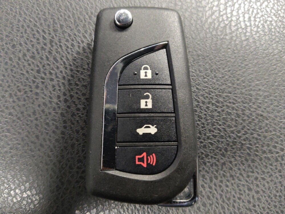 2021 Toyota Camry in Houston, TX 77060 - 18137712 32