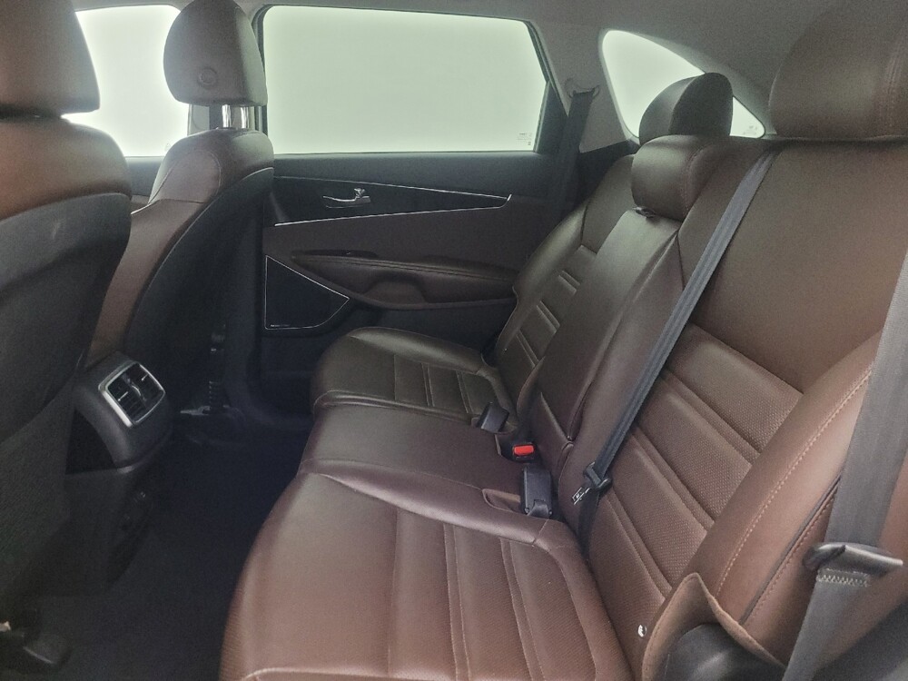 2020 Kia Sorento in Tucson, AZ 85705 - 18137713 18
