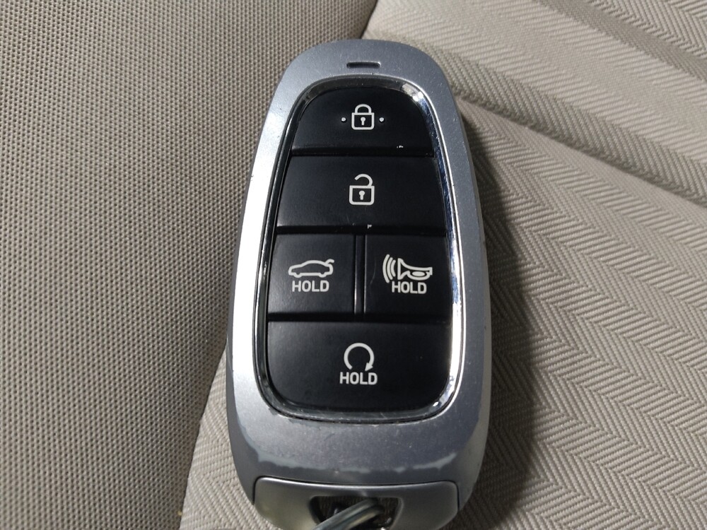 2023 Hyundai Sonata in Arlington, TX 76011 - 18137715 32