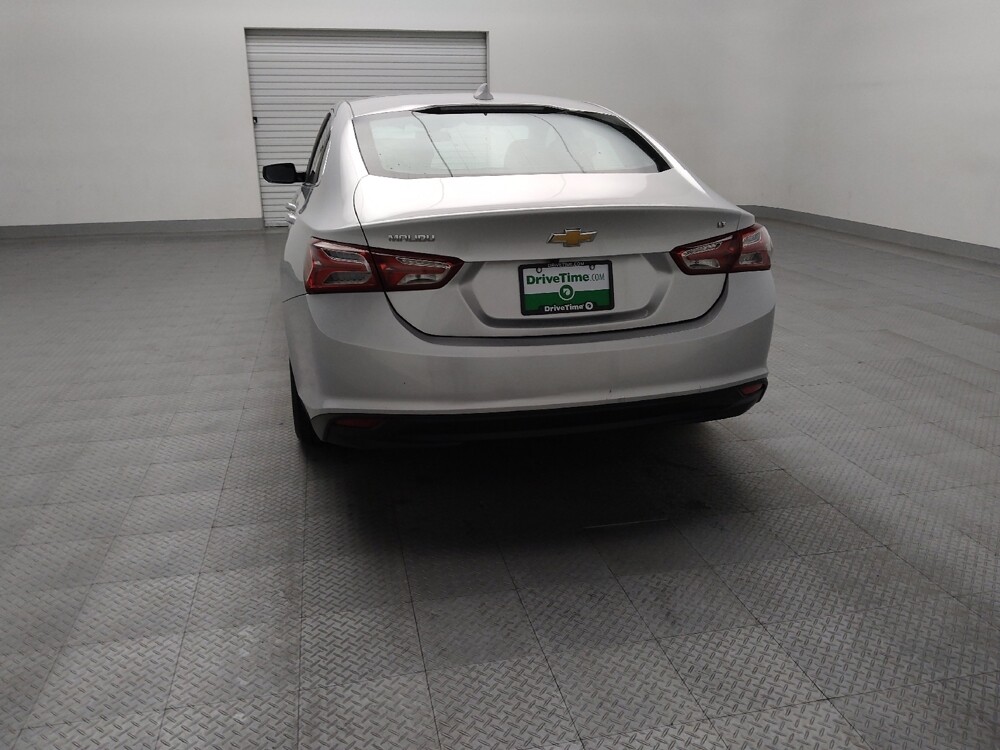 2021 Chevrolet Malibu in Arlington, TX 76011 - 18137718 6