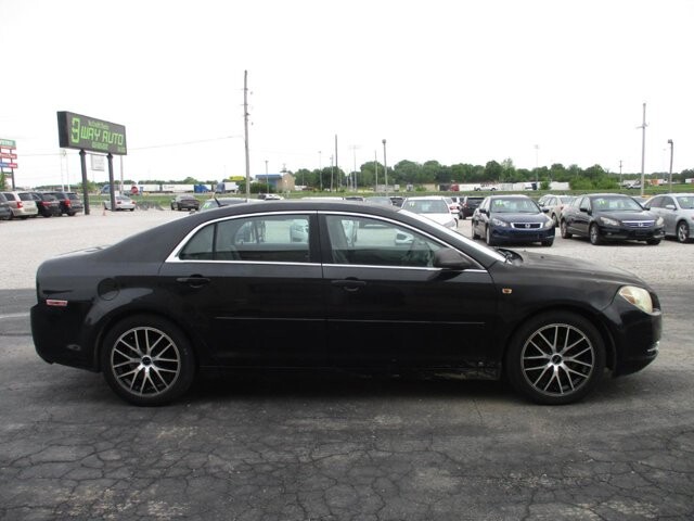2008 Chevrolet Malibu in Oak Grove, MO 64075 - 18137721 4