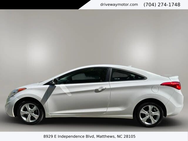 2013 Hyundai Elantra Coupe in Matthews, NC 28105 - 18137732 3