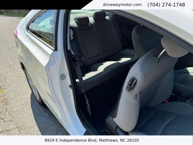 2013 Hyundai Elantra Coupe in Matthews, NC 28105 - 18137732 8