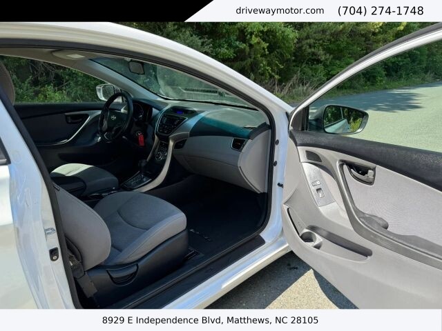 2013 Hyundai Elantra Coupe in Matthews, NC 28105 - 18137732 9