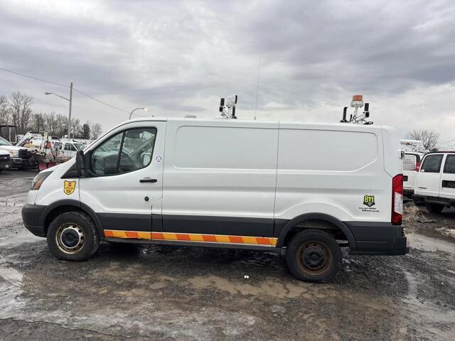 2015 Ford Transit 250 in Blauvelt, NY 10913 - 18137736 4